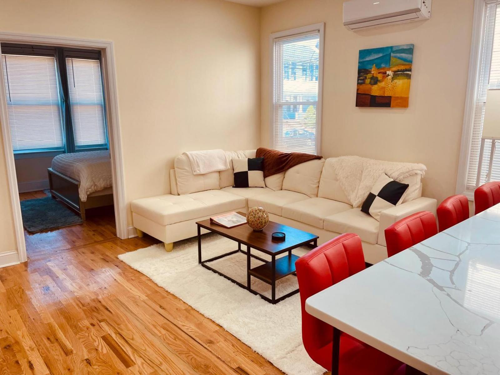 Ooohlala! 2 Beds And 2 Full Baths W/Free Parking Διαμέρισμα Νιούαρκ Εξωτερικό φωτογραφία