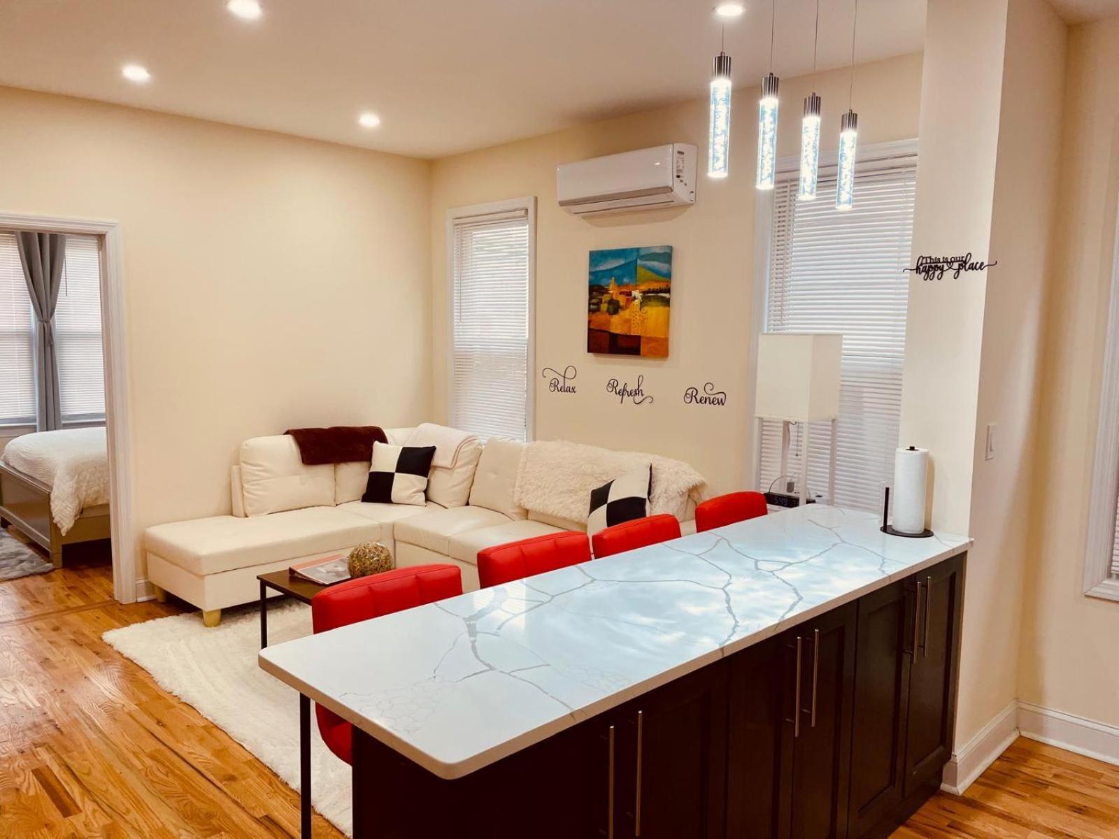 Ooohlala! 2 Beds And 2 Full Baths W/Free Parking Διαμέρισμα Νιούαρκ Εξωτερικό φωτογραφία