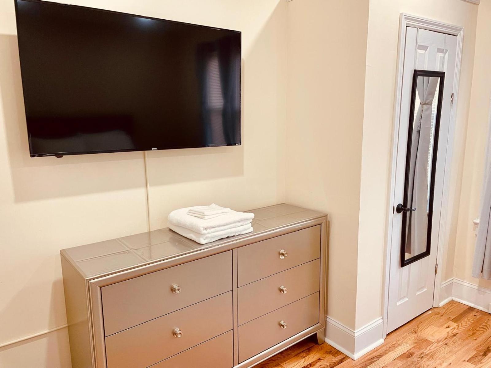 Ooohlala! 2 Beds And 2 Full Baths W/Free Parking Διαμέρισμα Νιούαρκ Εξωτερικό φωτογραφία