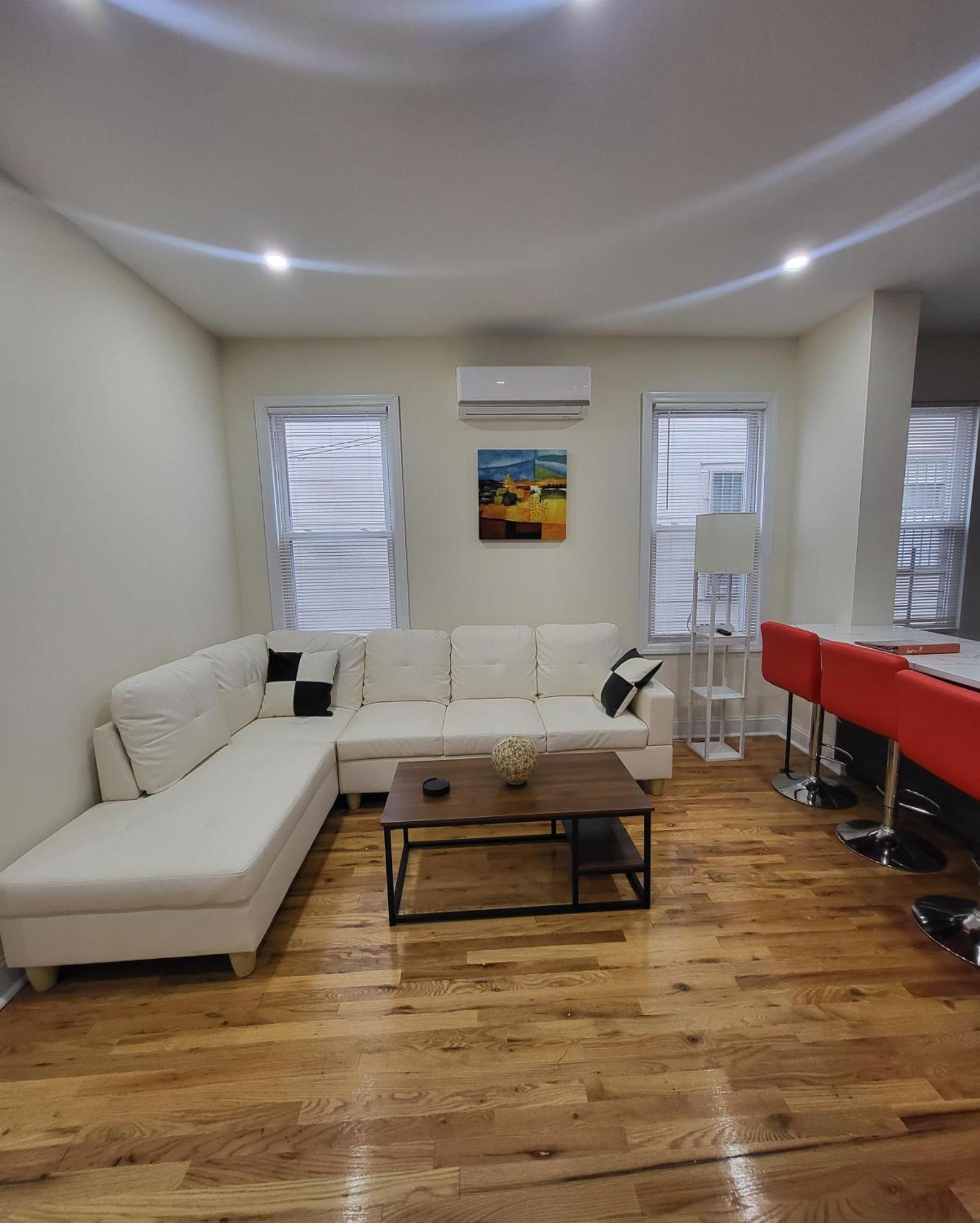 Ooohlala! 2 Beds And 2 Full Baths W/Free Parking Διαμέρισμα Νιούαρκ Εξωτερικό φωτογραφία