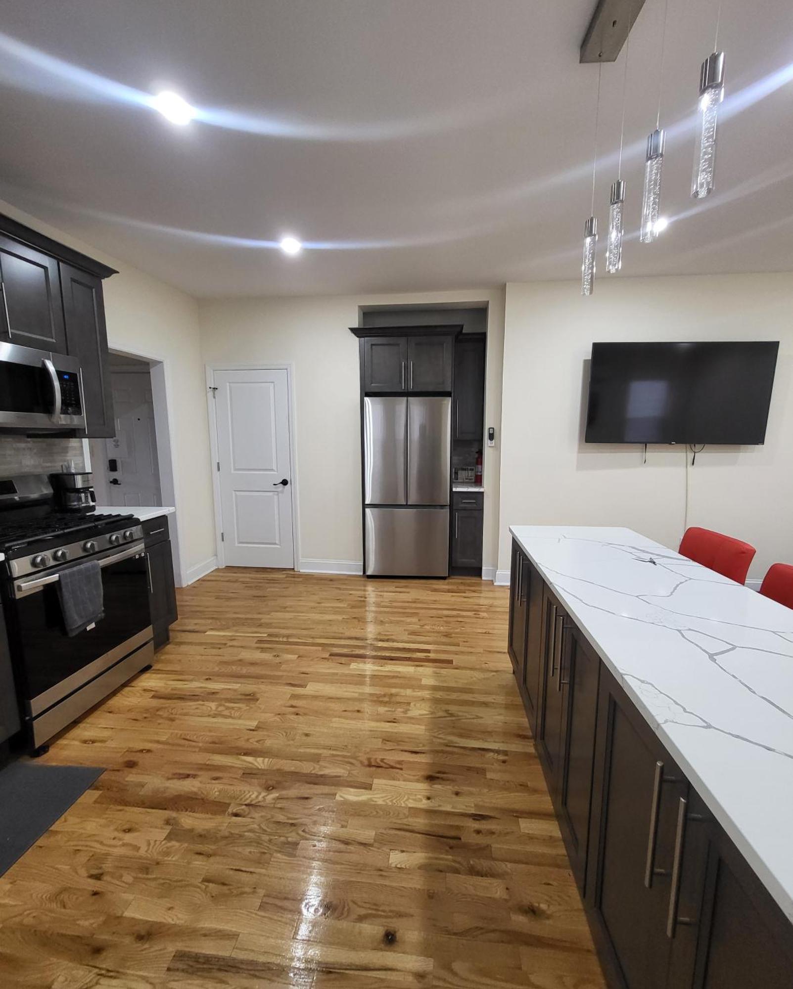 Ooohlala! 2 Beds And 2 Full Baths W/Free Parking Διαμέρισμα Νιούαρκ Εξωτερικό φωτογραφία