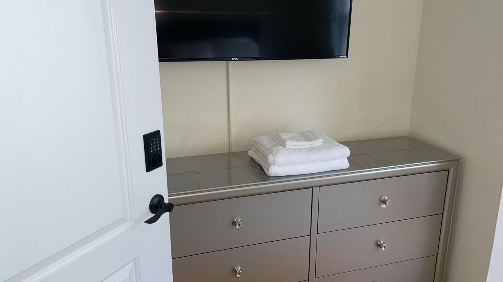 Ooohlala! 2 Beds And 2 Full Baths W/Free Parking Διαμέρισμα Νιούαρκ Εξωτερικό φωτογραφία
